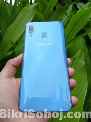 Samsung galaxy A30